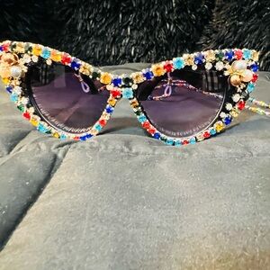 Cat Eye Multicolored Beaded Sunglasses w/Chain